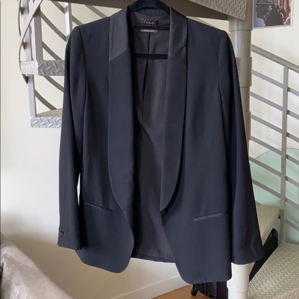 Aritzia Babaton Black Blazer - 4